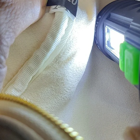 Fashion  Crossbody Bag in Cream and Orange - Picture 6 of 10